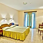Ξενοδοχείο Golden Sun - Adults Only 4*