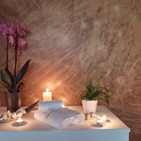 Golden Sun - Adults Only Hotel