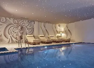 Golden Sun - Adults Only Hotel