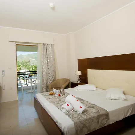 Golden Sun - Adults Only Hotel