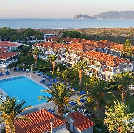 Golden Sun Hotel Kalamákion