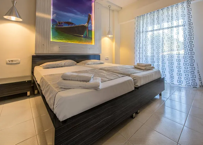 Golden Sun - Adults Only Каламакион